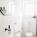 Lägenhet Bahnhofsnahe 9 200qm Ps5 Fuer Familien & Firmen Landshut