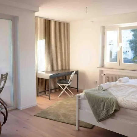 Appartamento Bahnhofsnahe 9 200qm Ps5 Fuer Familien & Firmen Landshut