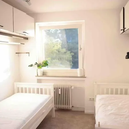 Appartamento Bahnhofsnahe 9 200qm Ps5 Fuer Familien & Firmen Landshut