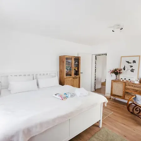 Appartement Bahnhofsnahe 9 200qm Ps5 Fuer Familien & Firmen Landshut